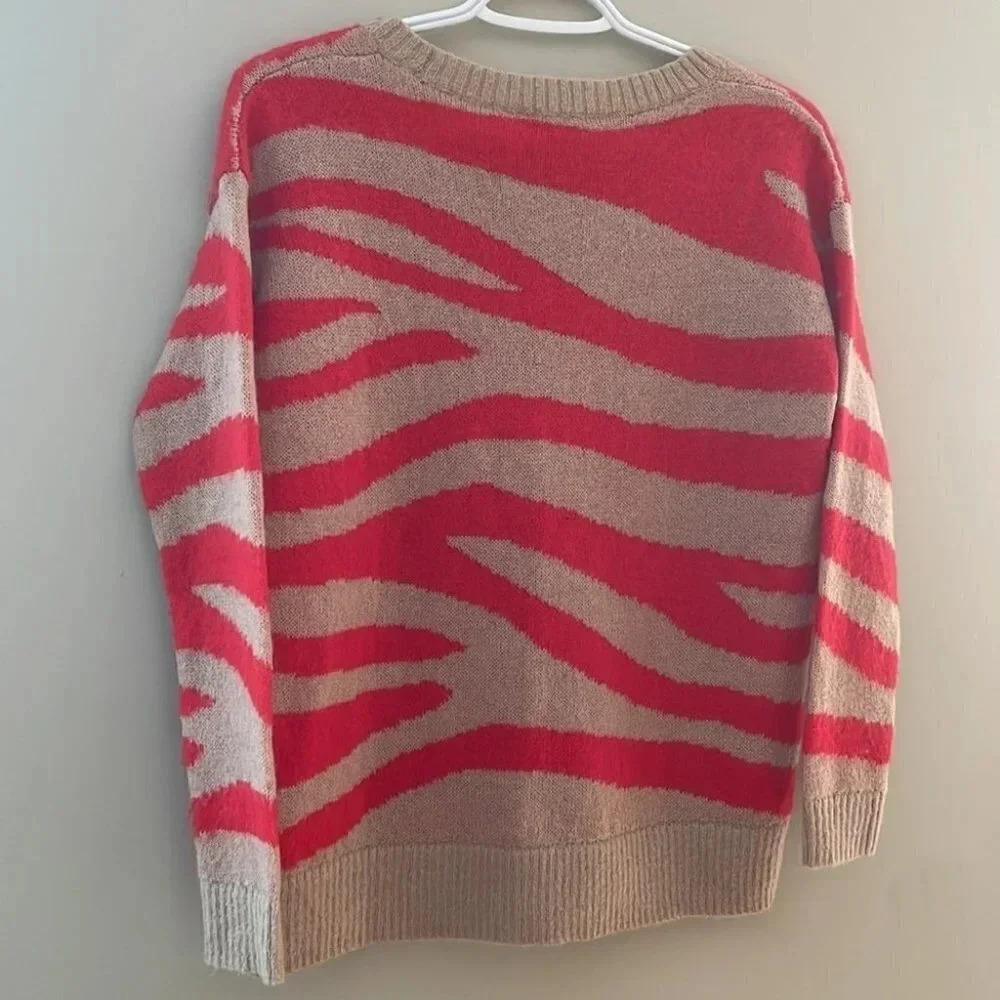 Club Monaco Women Mohair Zebra Stripe  Tan Red Pullover Crew Neck Sweater Sz:XS - Picture 8 of 12